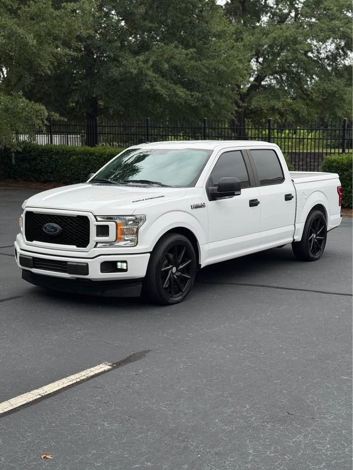 2018 Ford F-150 STX photo 4
