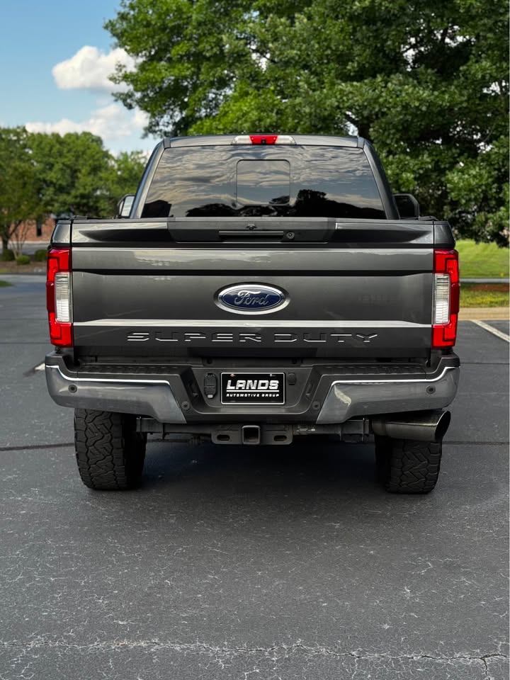 2018 Ford F-250 Lariat Ultimate FX4 4x4 photo 6