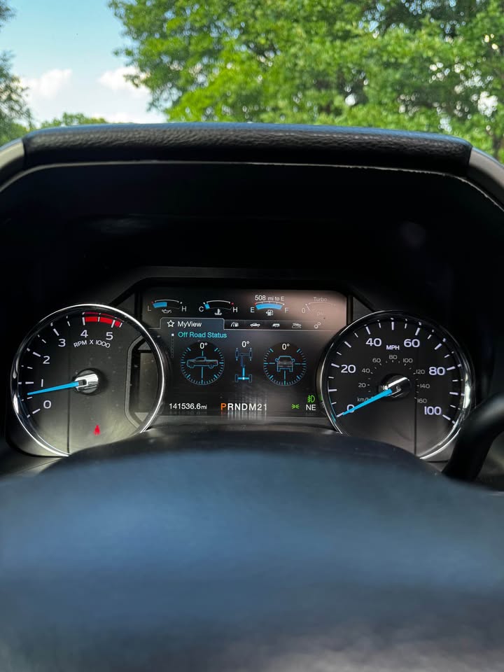 2018 Ford F-250 Lariat Ultimate FX4 4x4 photo 14