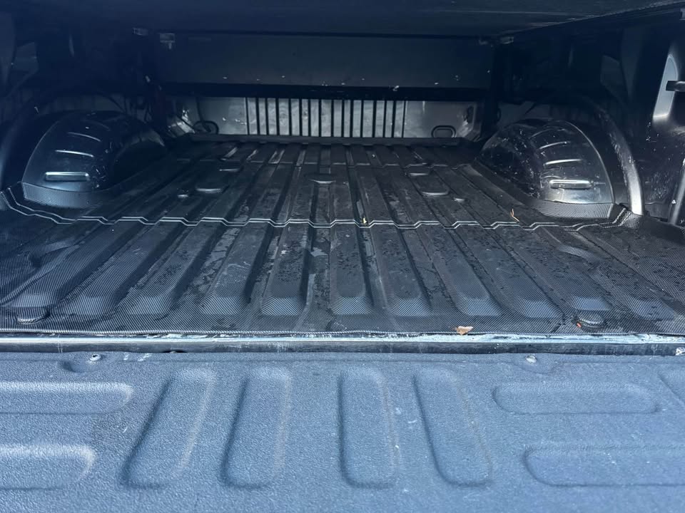 2018 Ford F-250 Lariat Ultimate FX4 4x4 photo 16