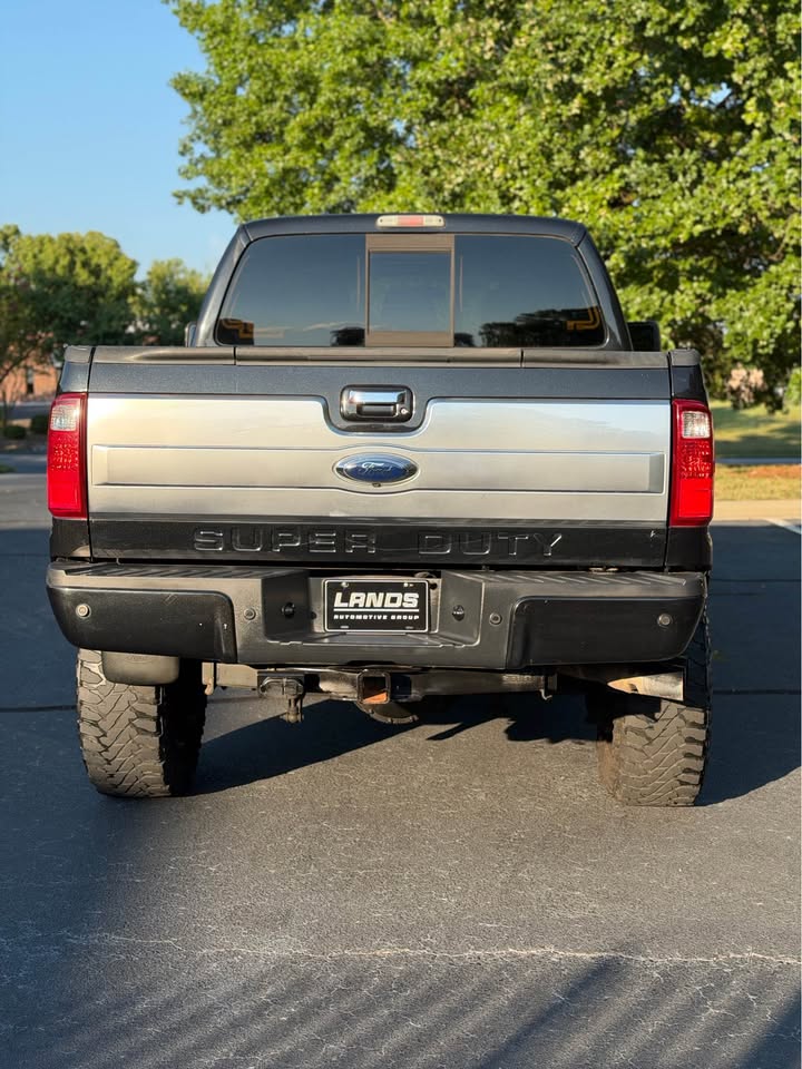 2013 Ford F-350 Platinum photo 6