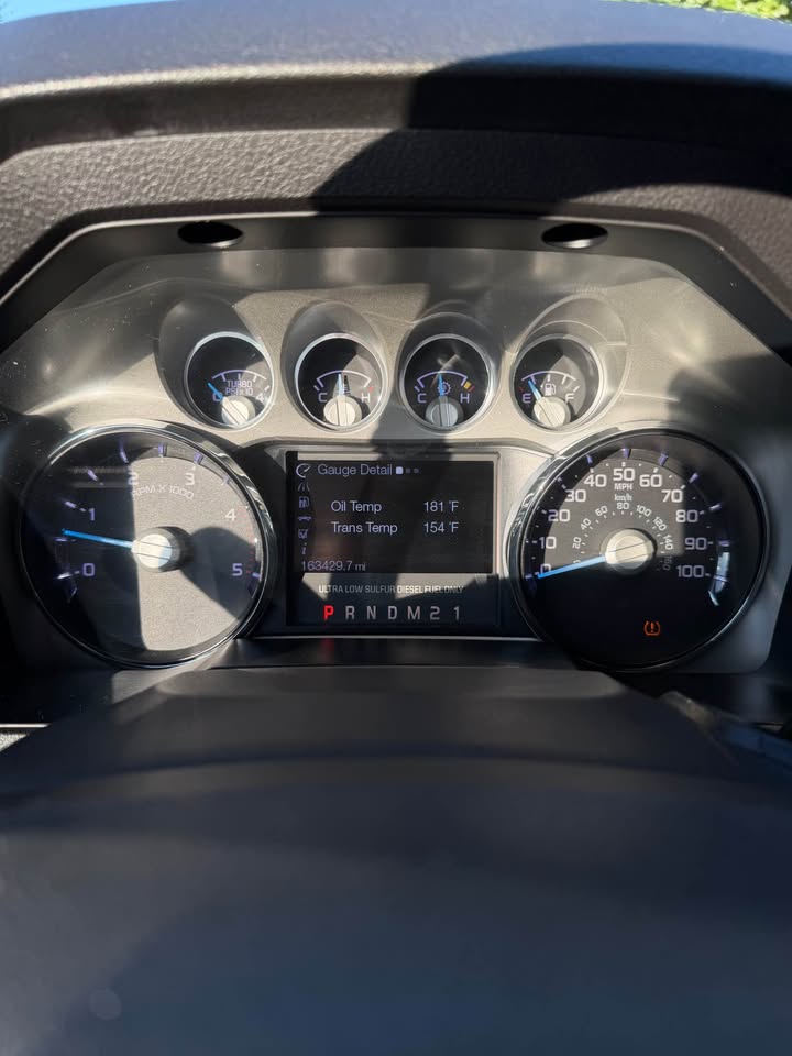 2013 Ford F-350 Platinum photo 14