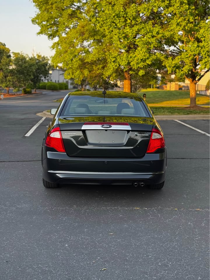 2010 Ford Fusion SE - Center Console