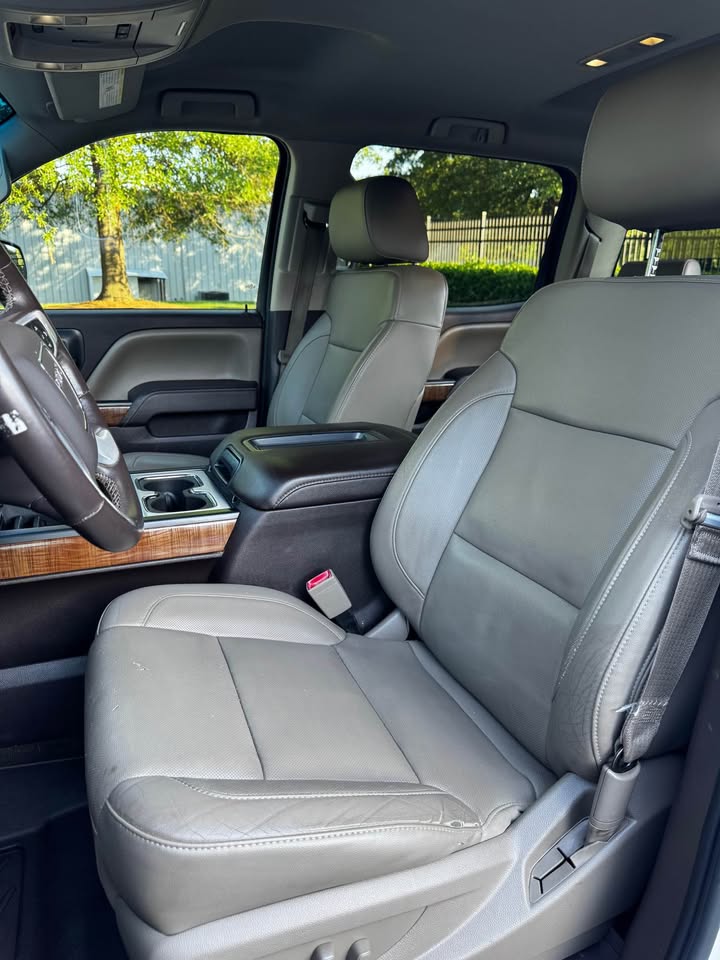 2015 GMC Sierra 1500 SLT Crew Cab 4x4 photo 12
