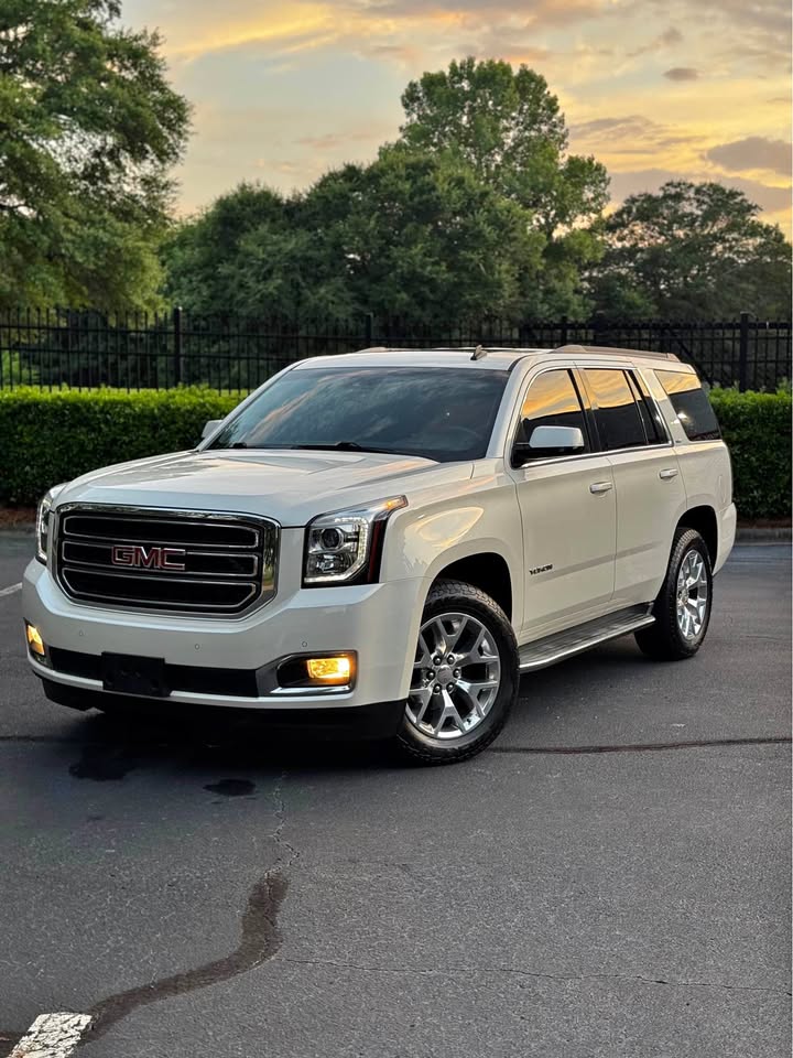 2015 GMC Yukon SLT 4x4 Sport Utility 4D