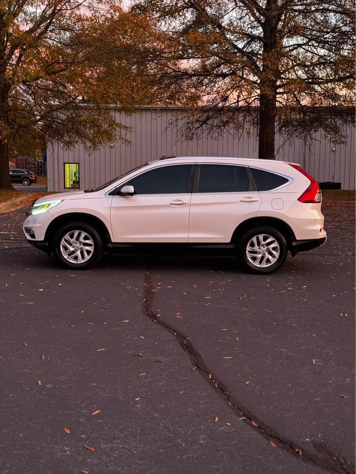 2015 Honda CR-V EX-L rear view
