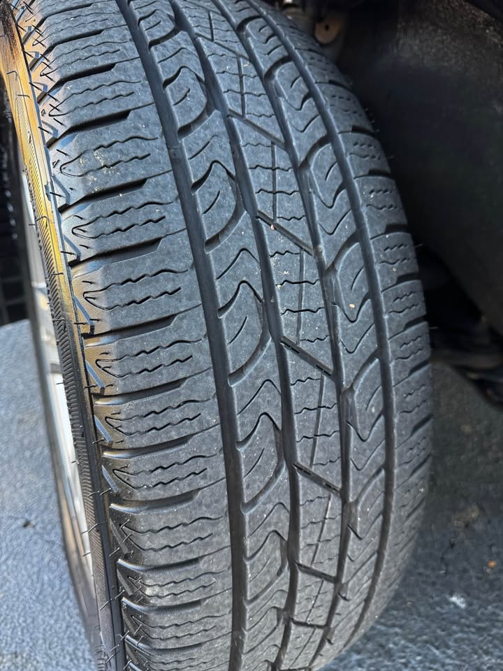 2009 Toyota Highlander photo 20