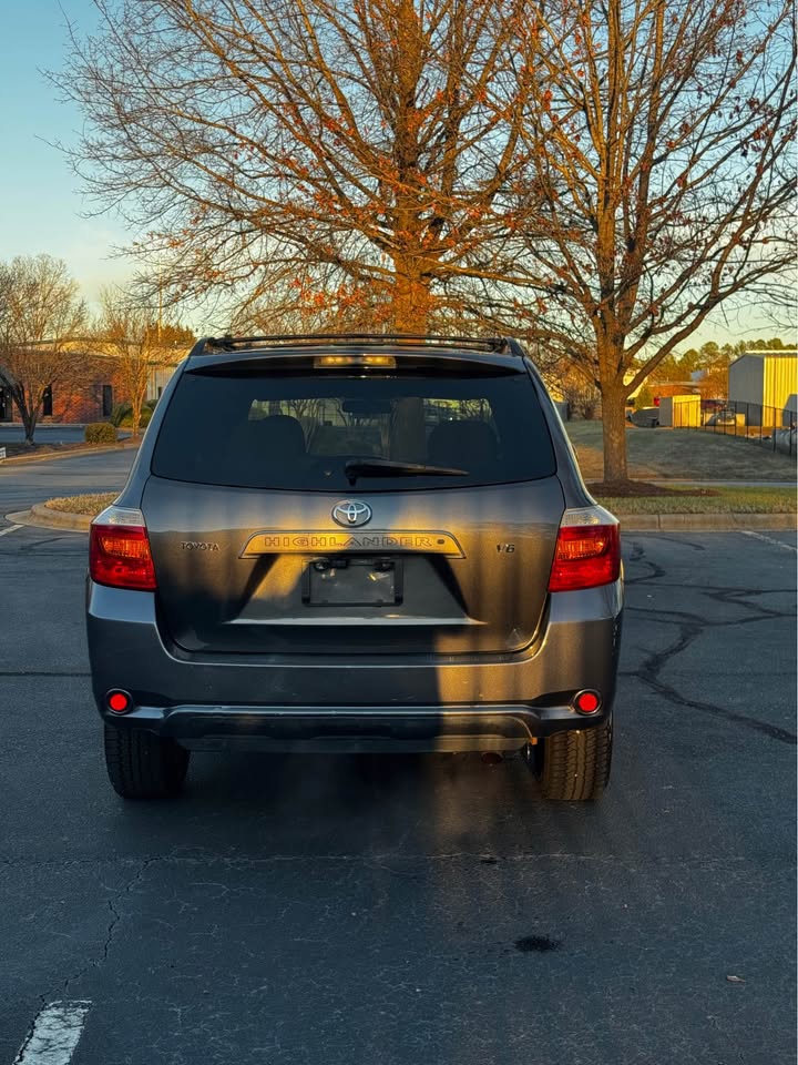 2008 Toyota Highlander photo 6