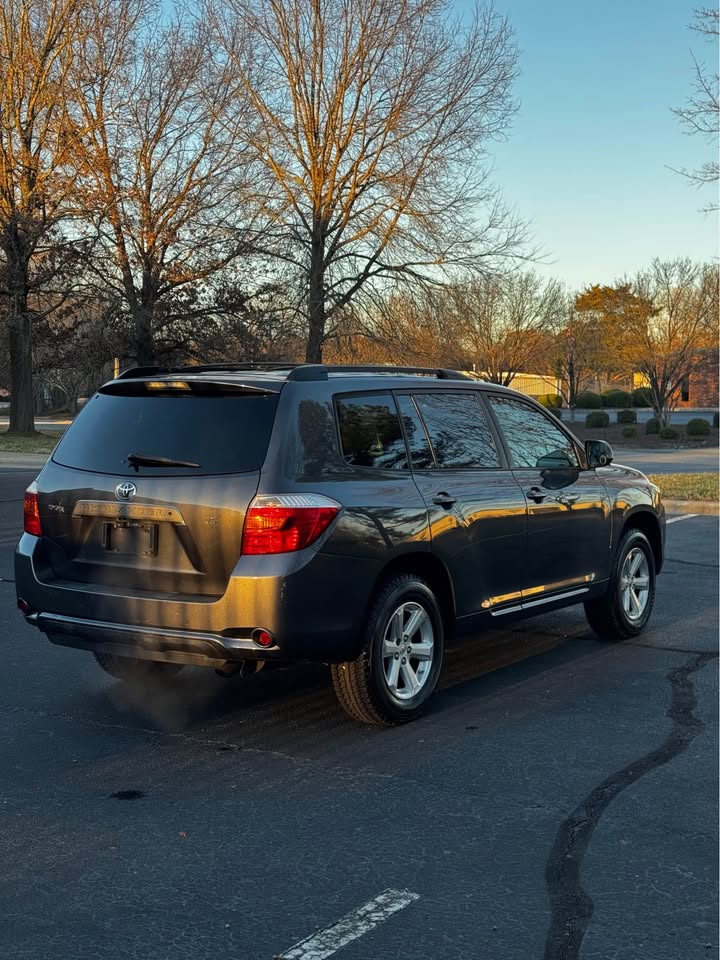 2008 Toyota Highlander photo 7