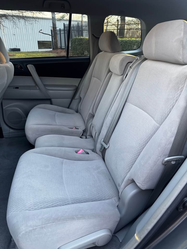 2008 Toyota Highlander photo 10