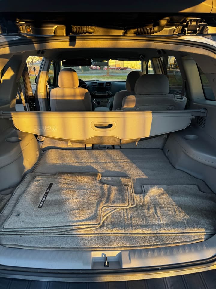 2008 Toyota Highlander photo 11