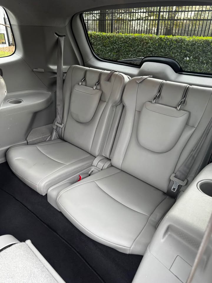 2012 Toyota Highlander SE photo 12