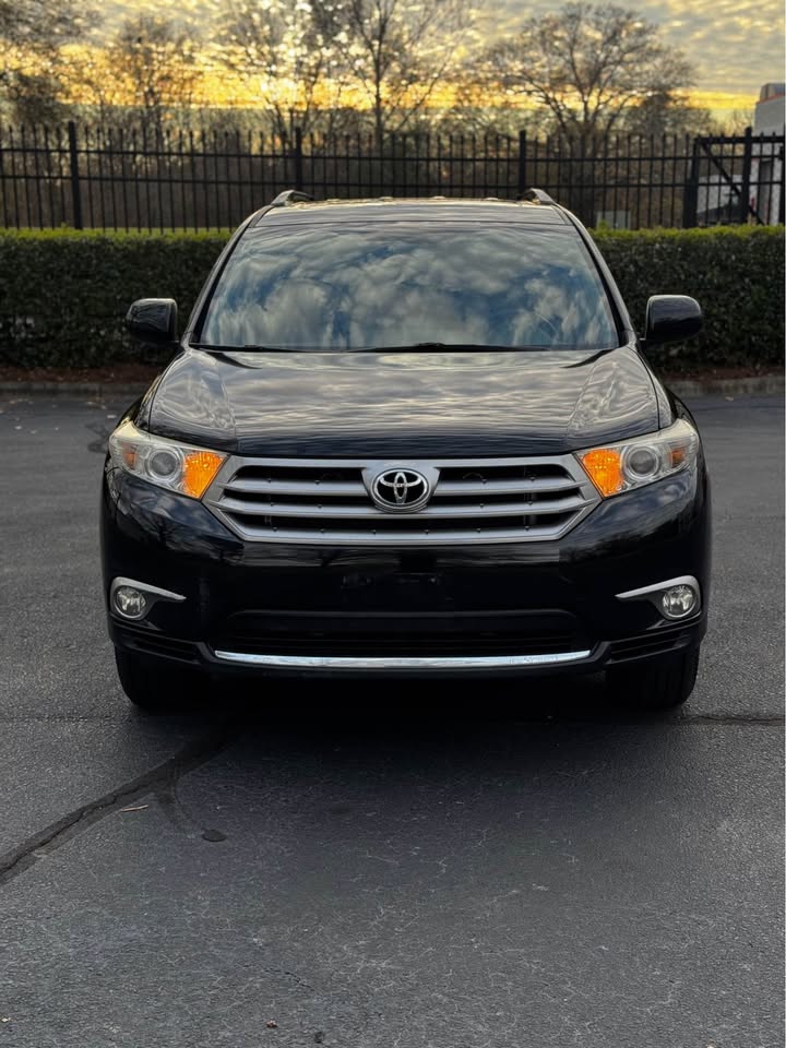2013 Toyota Highlander photo 3
