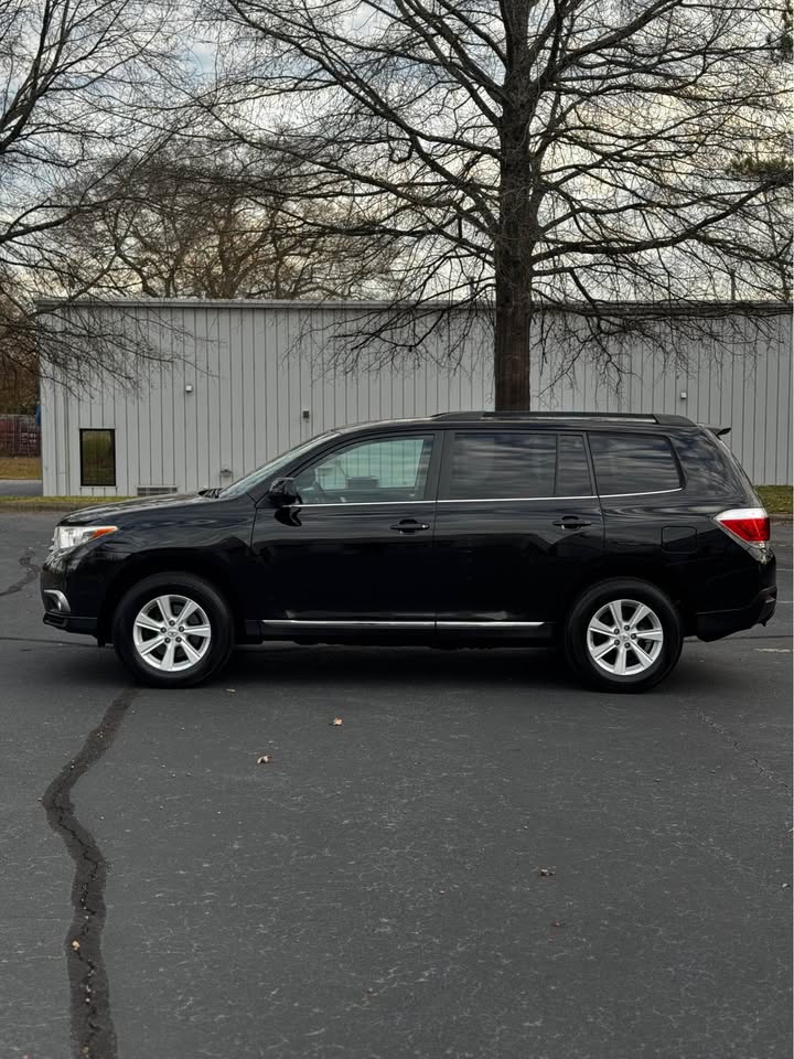 2013 Toyota Highlander photo 5