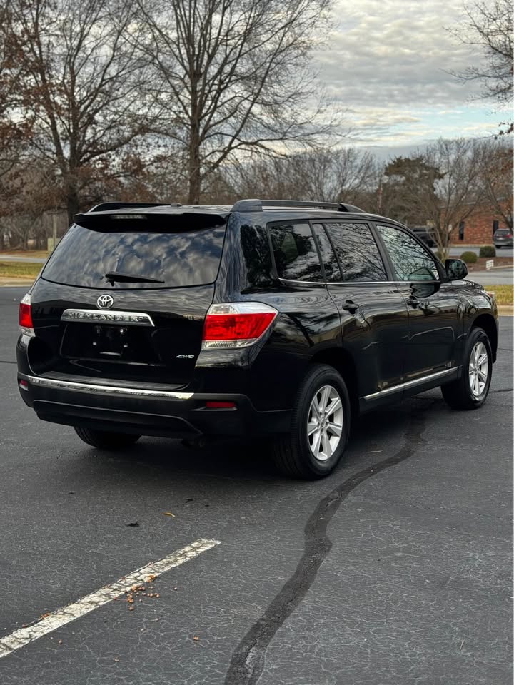 2013 Toyota Highlander photo 8