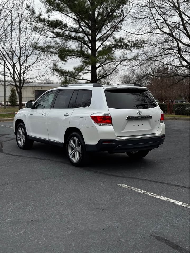 2013 Toyota Highlander Limited photo 6