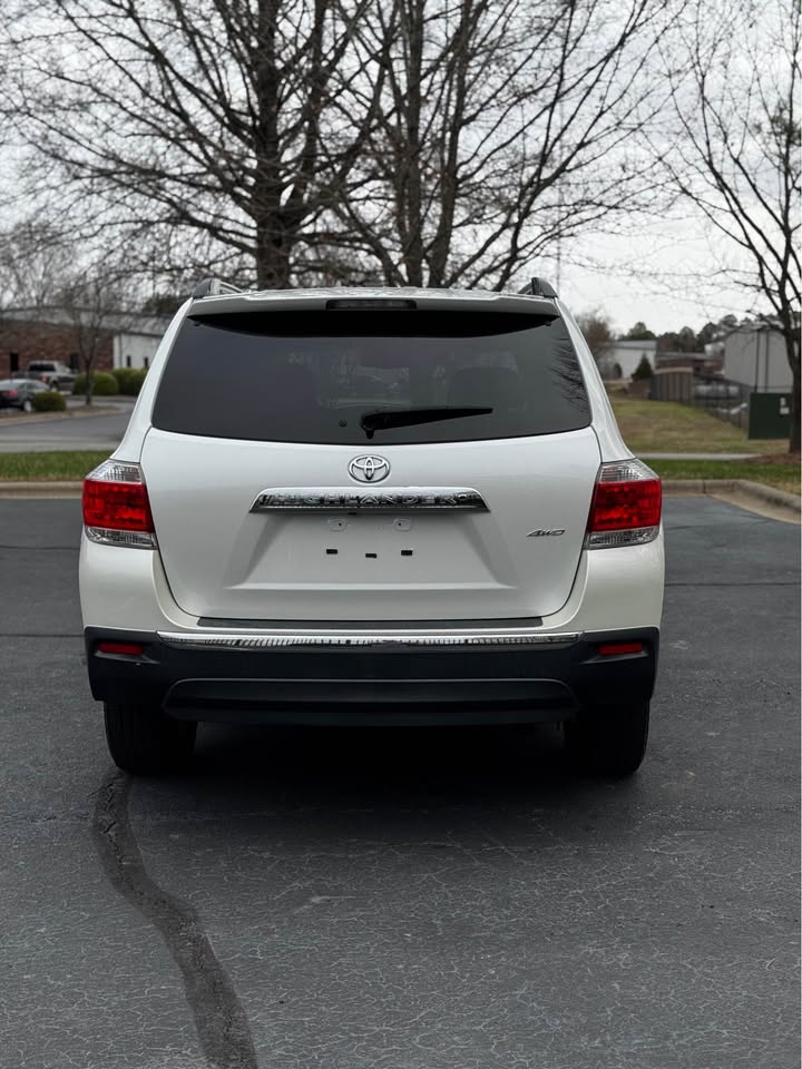 2013 Toyota Highlander Limited photo 7