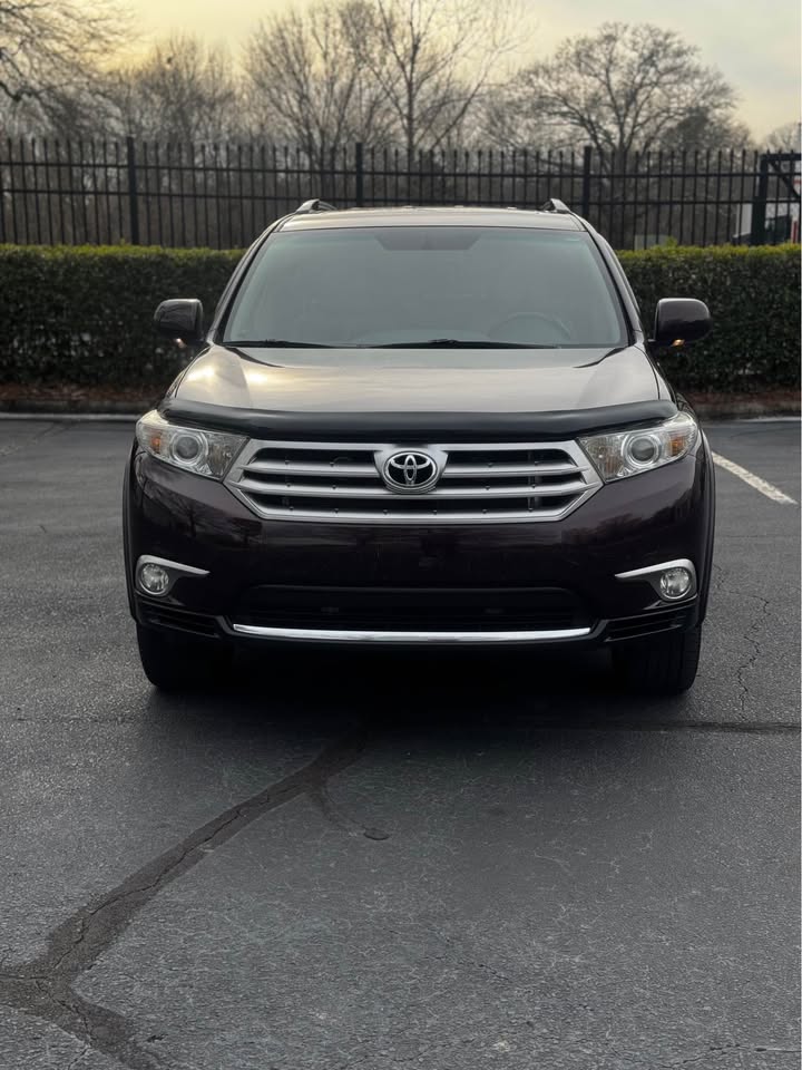 2013 Toyota Highlander Limited photo 2