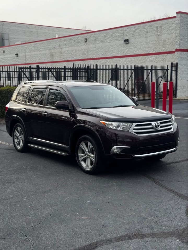 2013 Toyota Highlander Limited photo 9