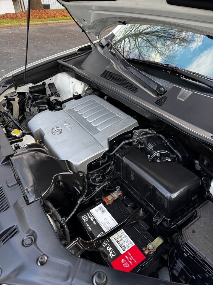 2013 Toyota Highlander photo 17