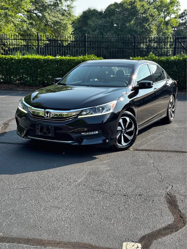2017 Honda Accord EX-L Sedan 4D