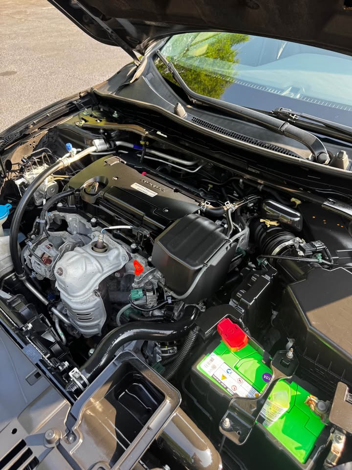 2017 Honda Accord EX-L Sedan 4D photo 15