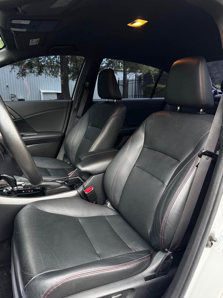 2017 Honda Accord Sport Special Edition Sedan 4D photo 10