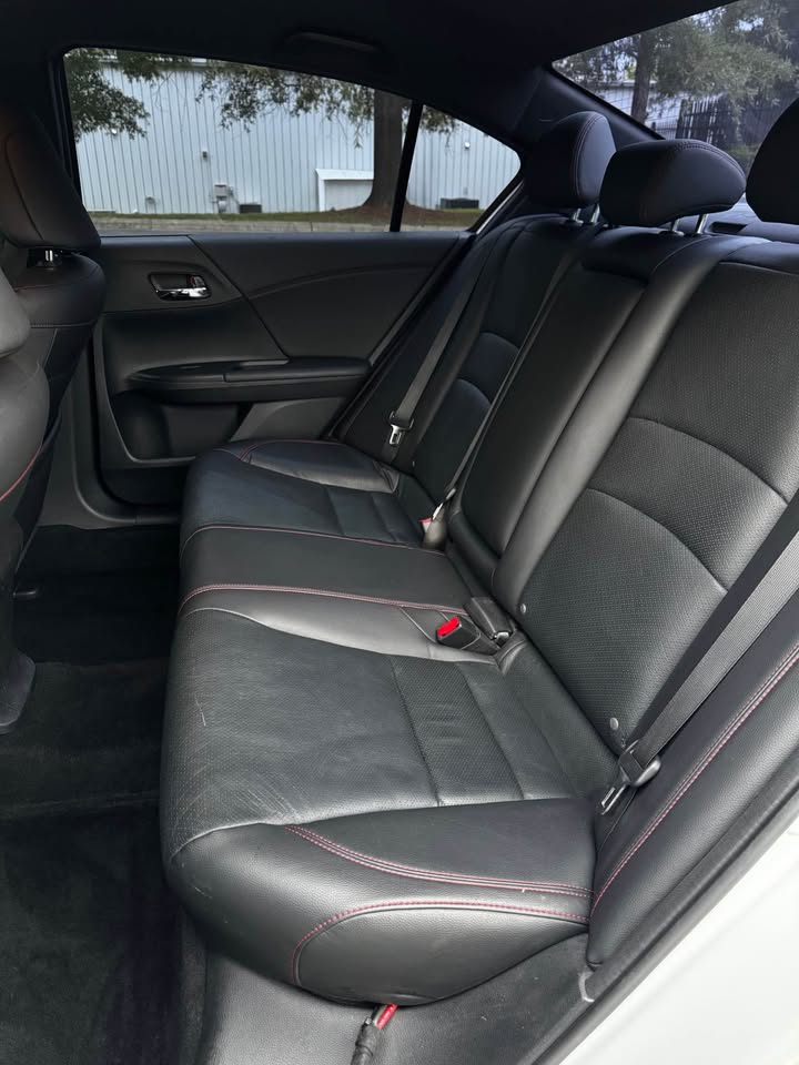 2017 Honda Accord Sport Special Edition Sedan 4D photo 11