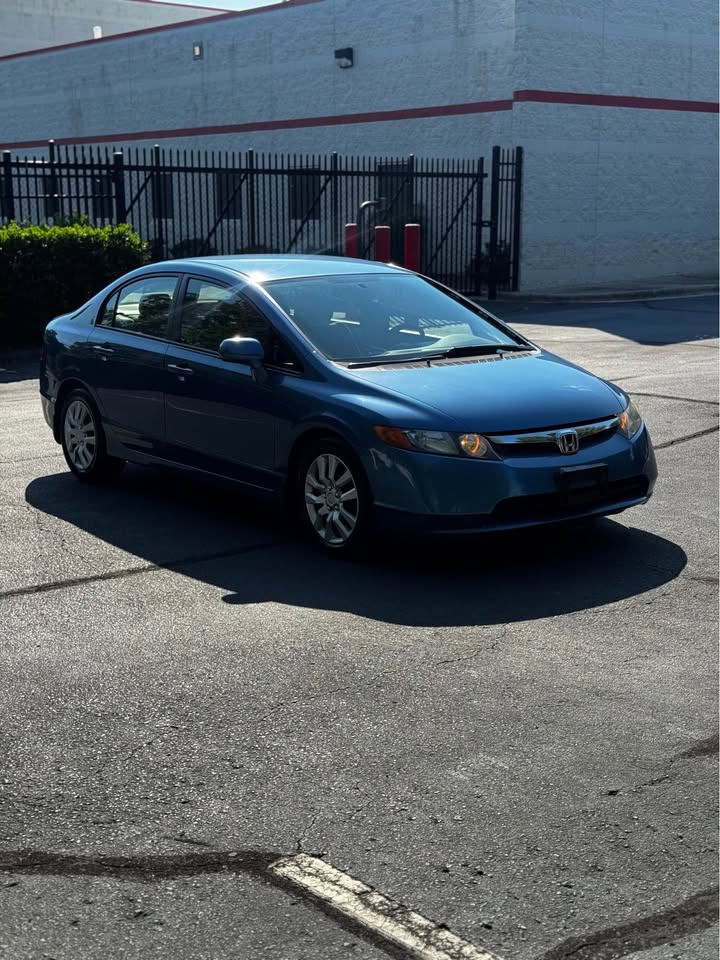 2006 Honda Civic LX Sedan 4D photo 9