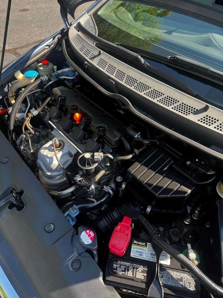 2006 Honda Civic LX Sedan 4D photo 16