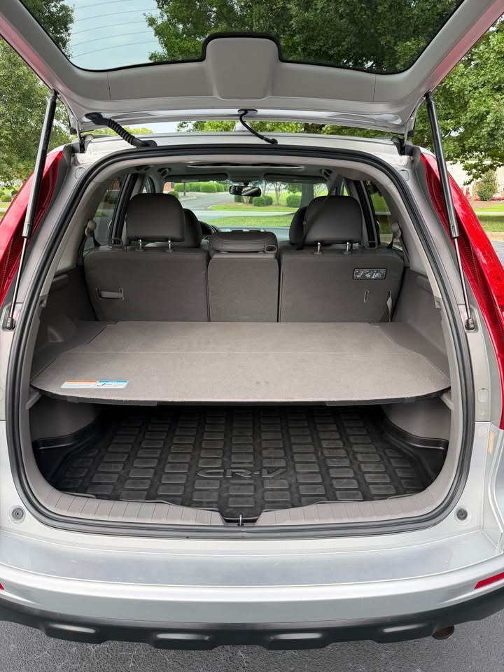 2010 Honda CR-V EX-L photo 13
