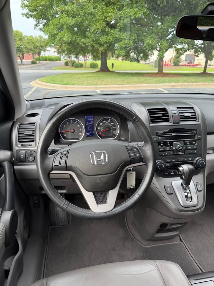 2010 Honda CR-V EX-L photo 15