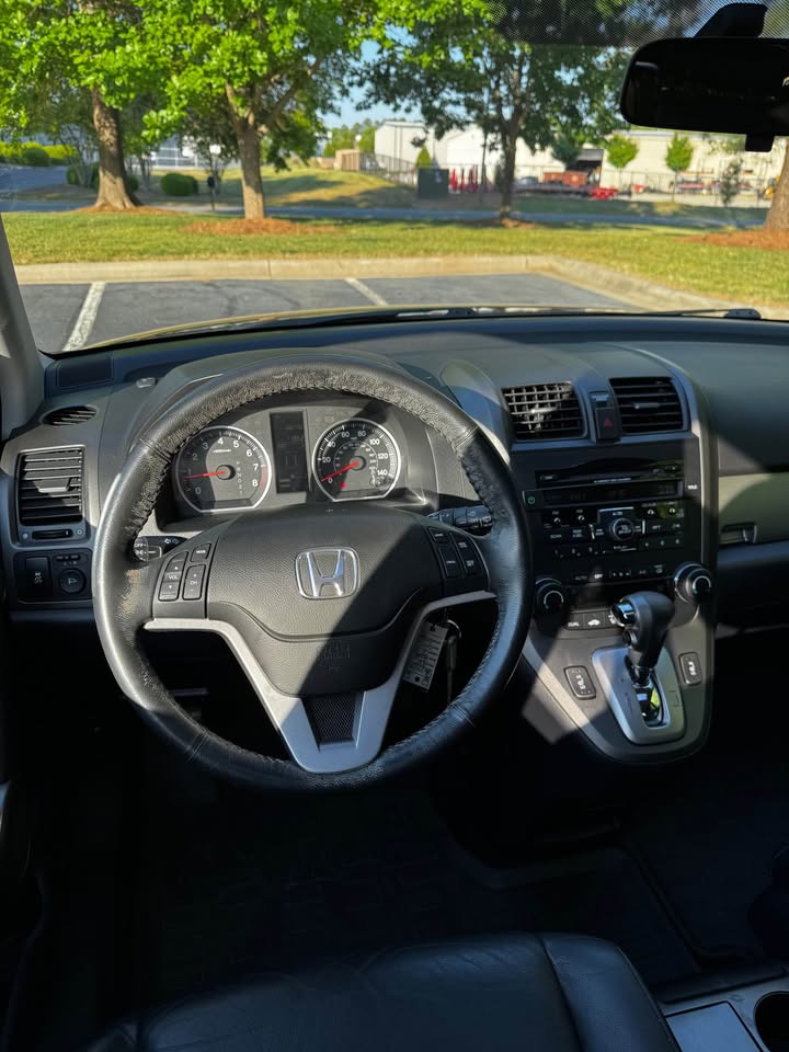 2011 Honda CR-V EX-L photo 13