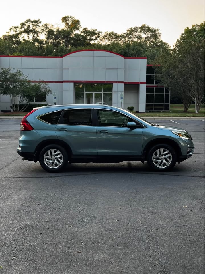 2016 Honda CR-V EX-L Sport Utility 4D photo 7