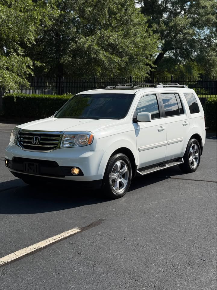 2014 Honda Pilot EX-L with Navigation photo 3