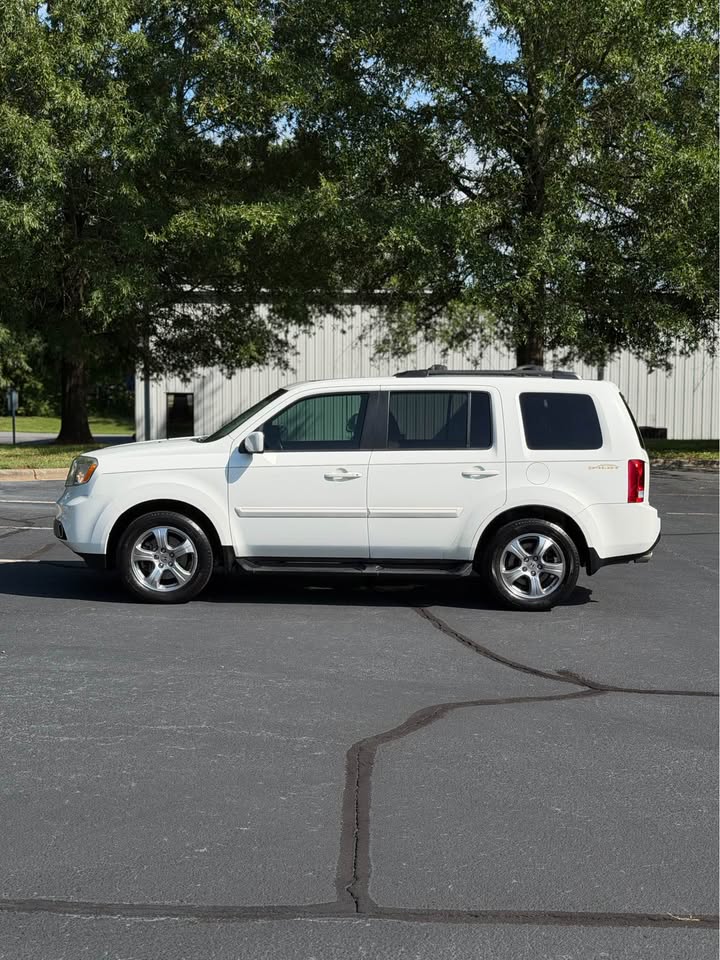 2014 Honda Pilot EX-L with Navigation photo 4