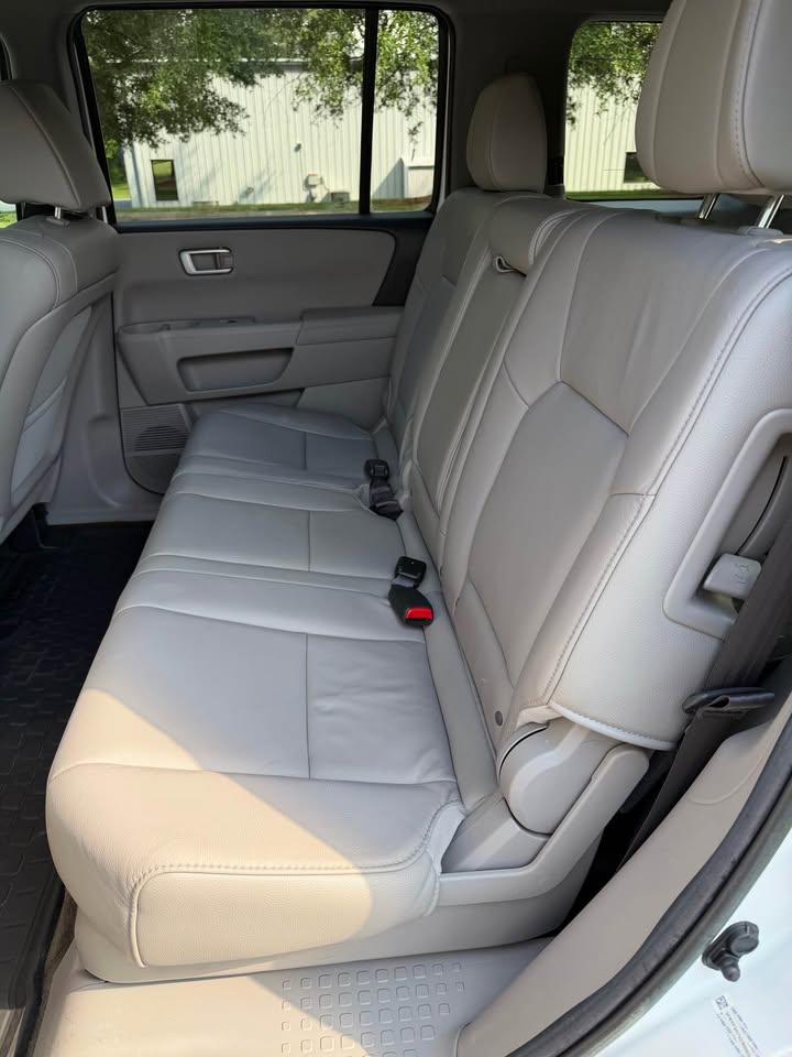 2014 Honda Pilot EX-L with Navigation photo 11