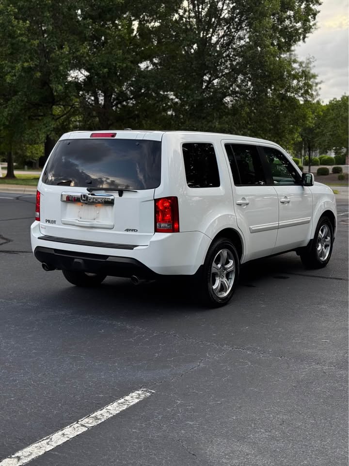 2015 Honda Pilot EX-L AWD photo 7