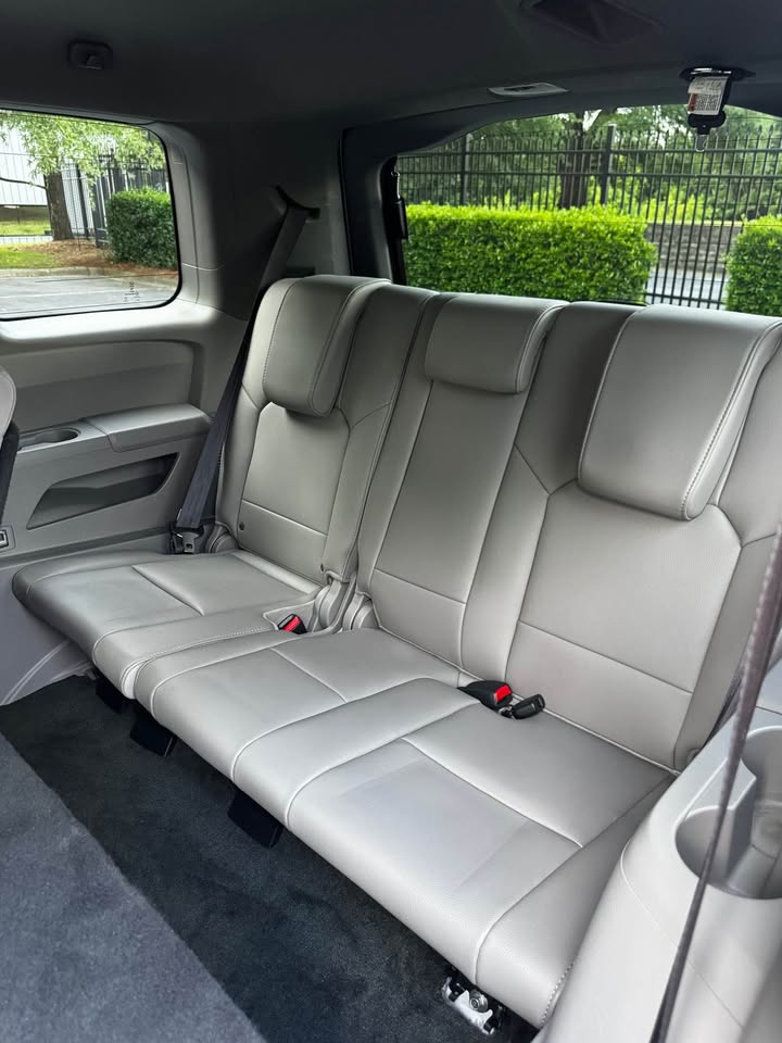 2015 Honda Pilot EX-L AWD photo 12