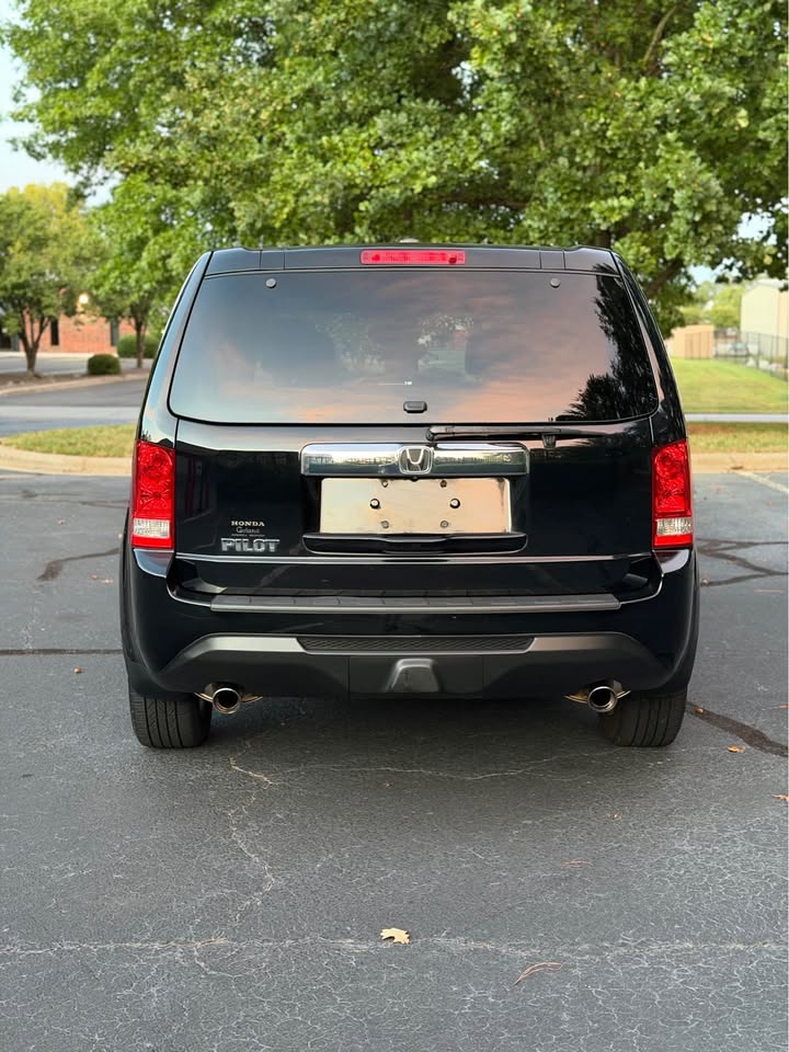 2015 Honda Pilot EX-L AWD photo 6