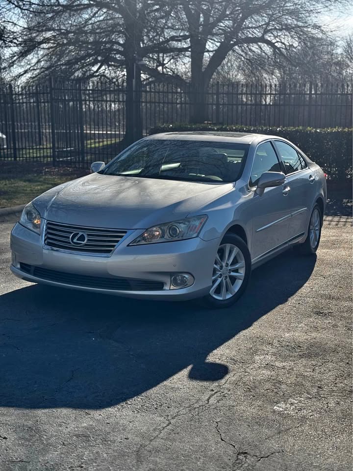 2010 Lexus ES 350 Sedan 4D