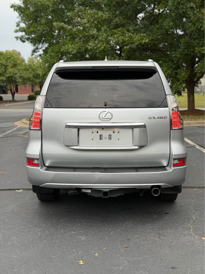 2017 Lexus GX 460 photo 6