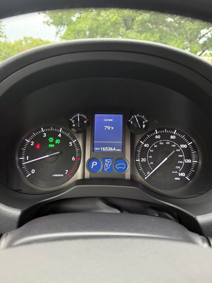 2017 Lexus GX 460 photo 16