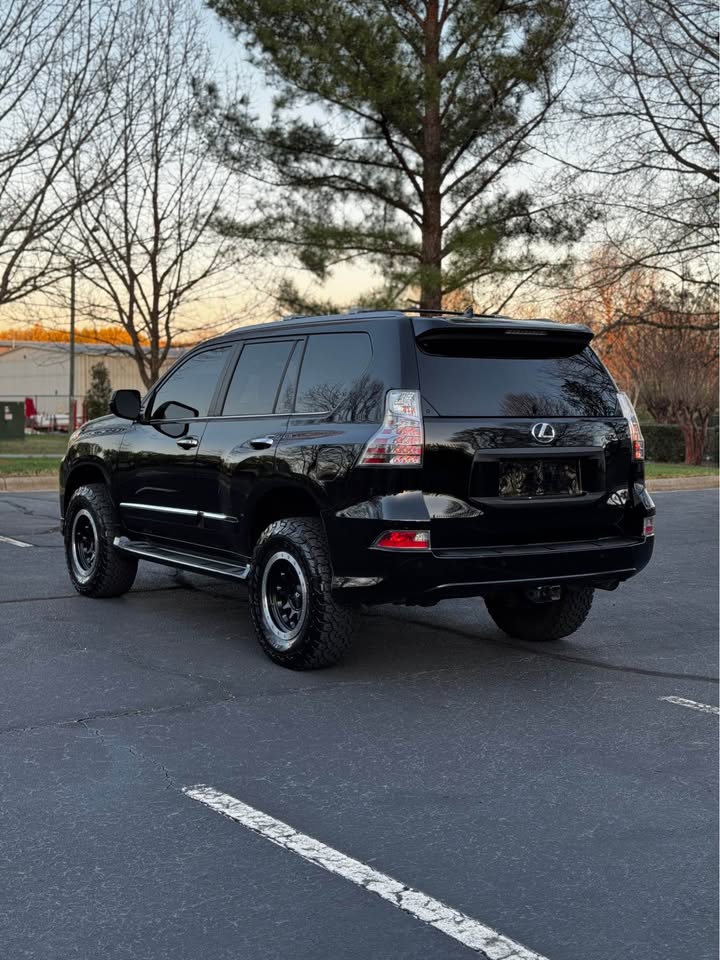 2015 Lexus GX 460 photo 5