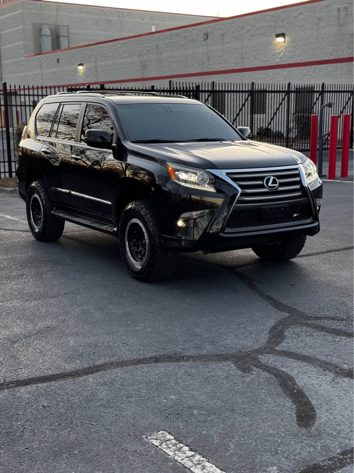 2015 Lexus GX 460 photo 9