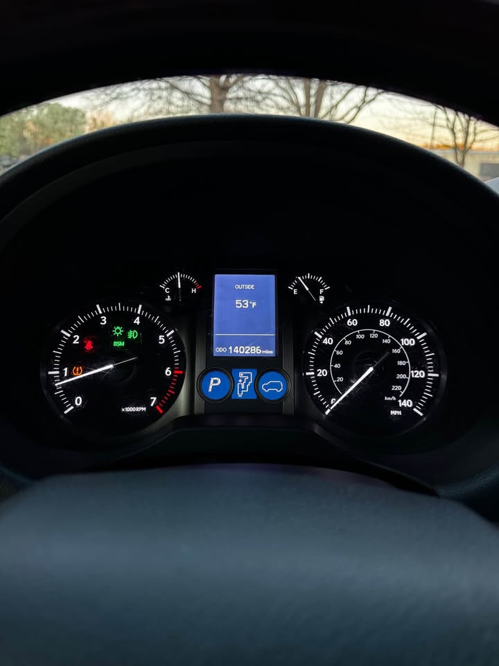2015 Lexus GX 460 photo 15