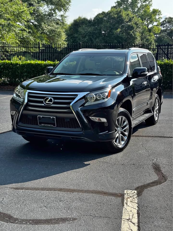 2016 Lexus GX 460 Luxury Sport Utility 4D