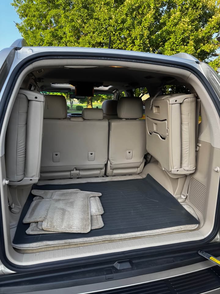 2008 Lexus GX 470 Sport Utility 4D photo 12