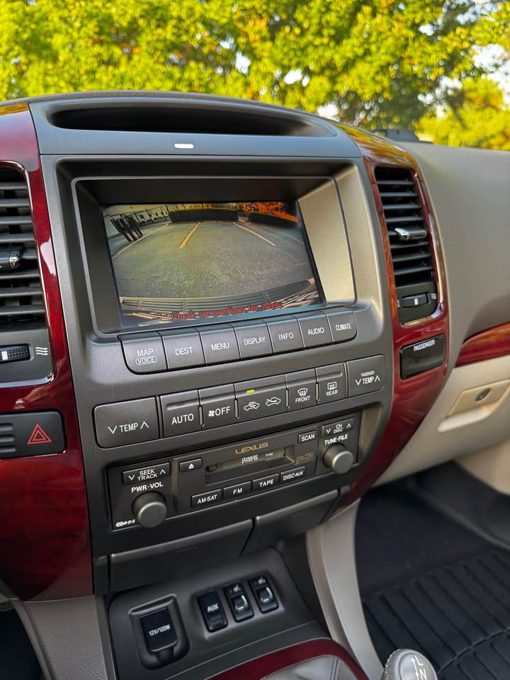 2008 Lexus GX 470 Sport Utility 4D photo 15