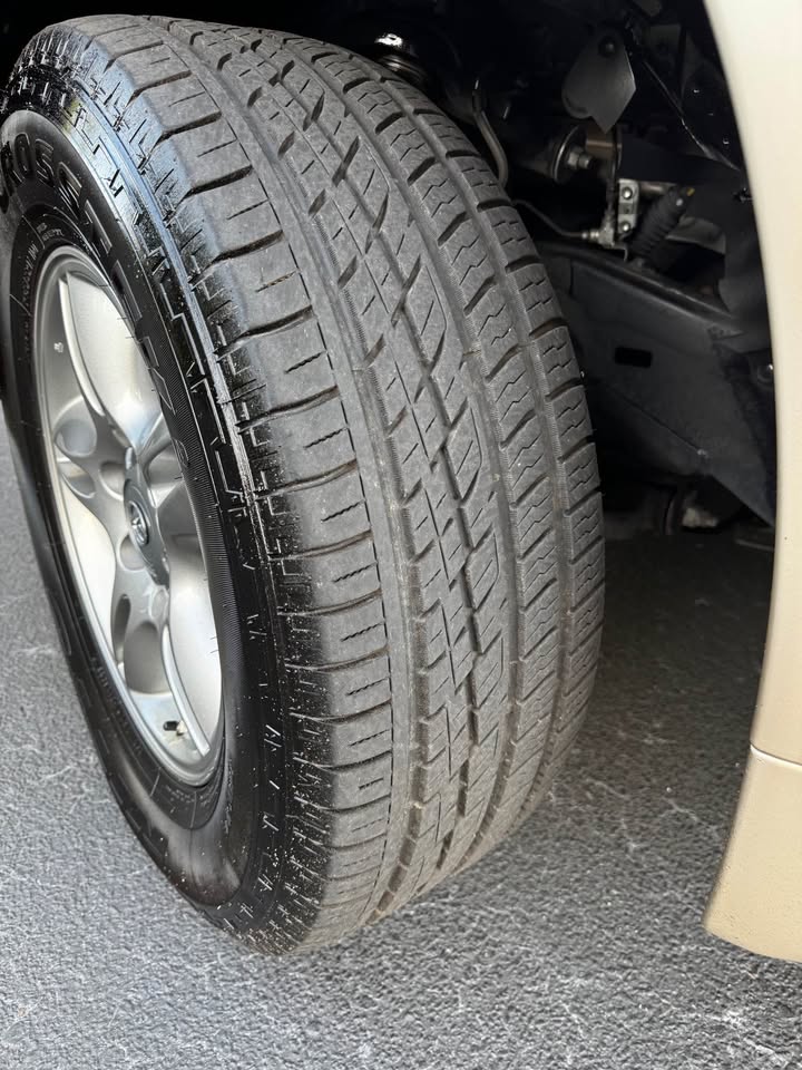 2008 Lexus GX 470 Sport Utility 4D photo 19